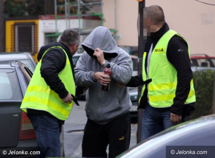 JELENIA GÓRA: Pościg jak z filmu i strzały w powietrze