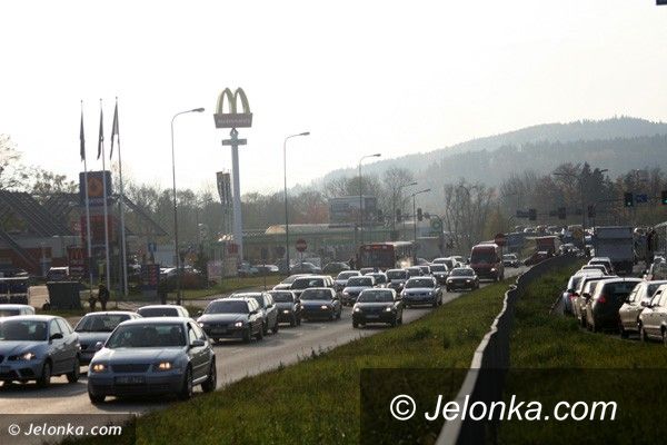 REGION JELENIOGÓRSKI: Tłoczno na drogach. Początek długiego weekendu
