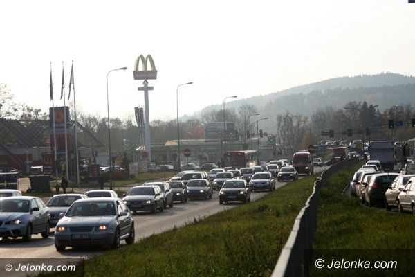 REGION JELENIOGÓRSKI: Tłoczno na drogach. Początek długiego weekendu