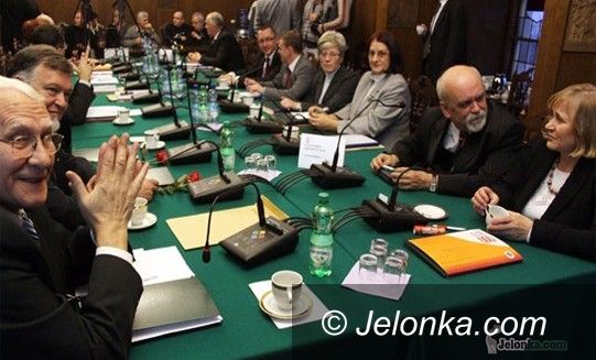 JELENIA GÓRA: Rok po wyborach. Jak oceniasz radę miejską?