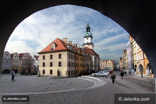 JELENIA GÓRA: Niepełnosprawnym łatwiej o etat w magistracie