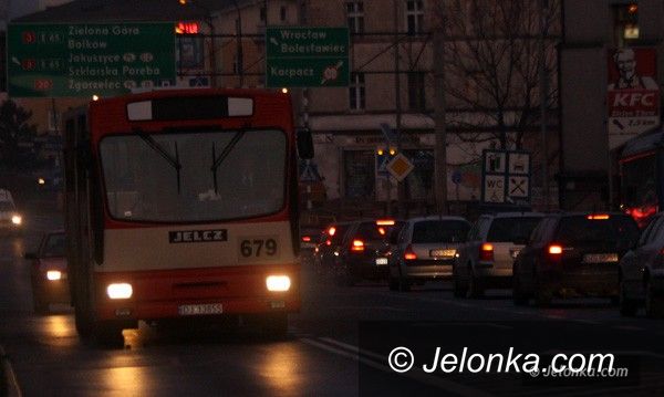 JELENIA GÓRA: Autobusy nocą? Dla kogo i po co?