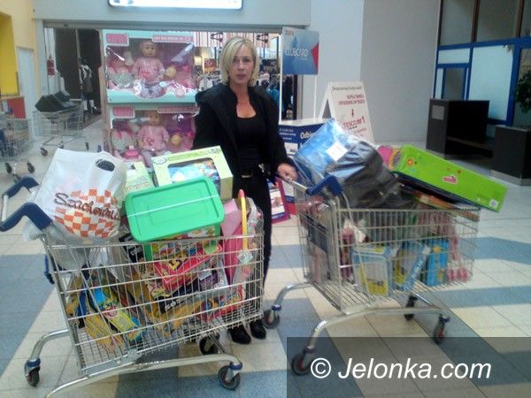 REGION JELENIOGÓRSKI: Bardzo hojny Mikołaj w Sandra SPA