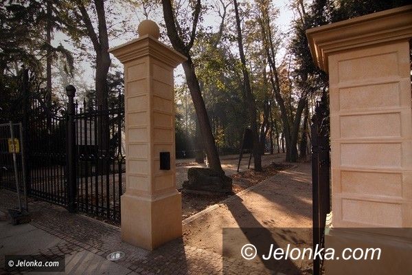 JELENIA GÓRA: Kto będzie dbał o Park Zdrojowy?