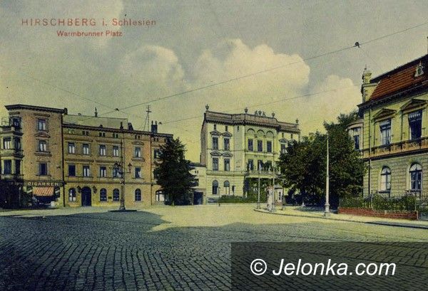 JELENIA GÓRA: Uliczna historia cykliczna. Tym razem o placu