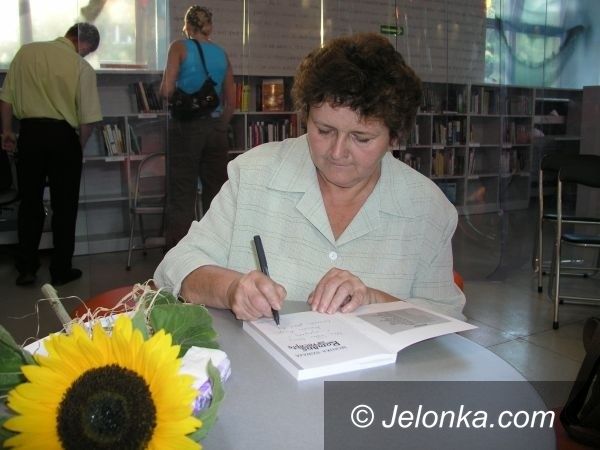 REGION: Monika Szwaja wraca z nową powieścią