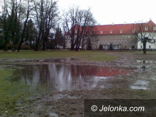 JELENIA GÓRA: Serce uzdrowiska w błocie. Będzie pięknie za 10 lat