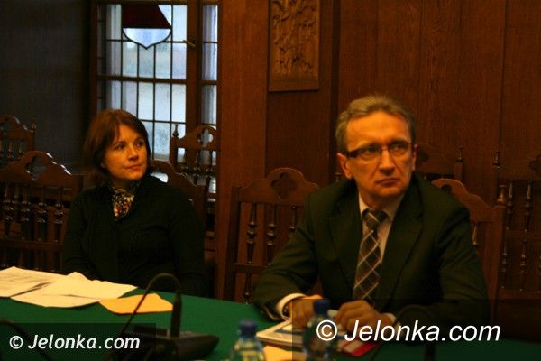 JELENIA GÓRA: Będą cięcia w jeleniogórskiej oświacie?
