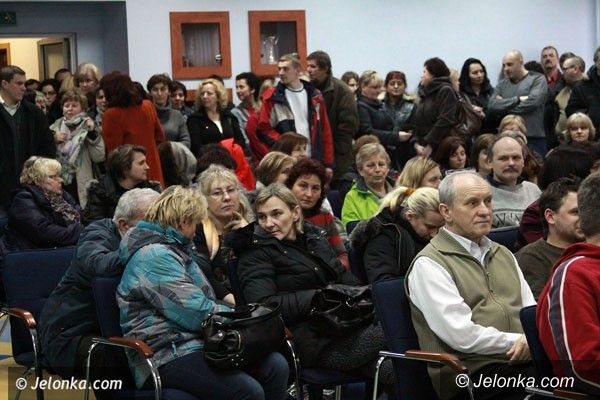 JELENIA GÓRA: Jelfa: zarząd spotkał się z pracownikami. Co będzie dalej?
