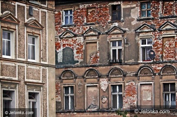 JELENIA GÓRA: Wkrótce minie rok od wyborów do rady Cieplic. Walczą o lepszy zdrój
