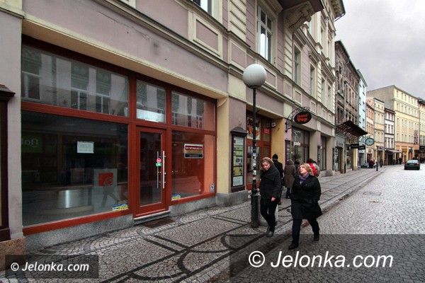 JELENIA GÓRA: Lokalowe pustki na Śródmiejskim Trakcie
