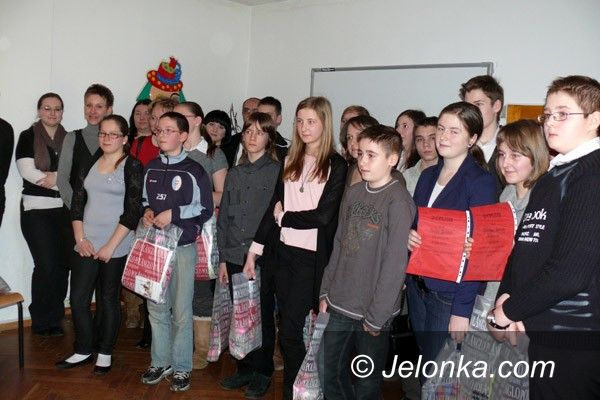 JELENIA GÓRA: Po konkursie “Na STO”. Kurs angielskiego w nagrodę