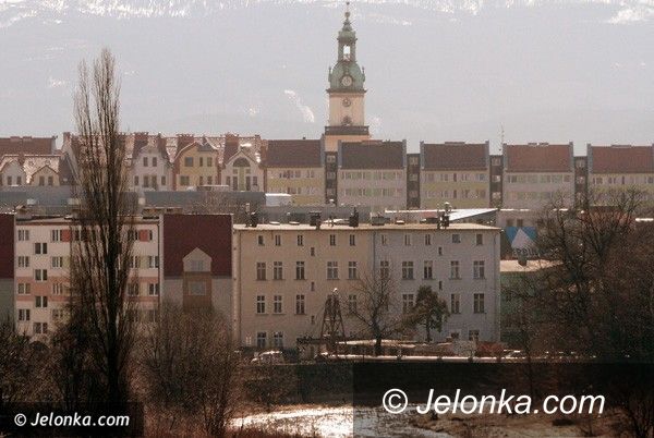 JELENIA GÓRA: Miasto zamknęło usta swoim naczelnikom