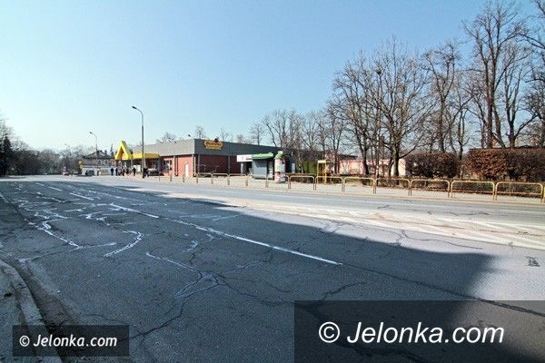 JELENIA GÓRA: Biedronka w Maciejowej powstanie. Obok będzie tablica pamiątkowa