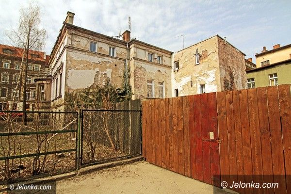 JELENIA GÓRA: Z bunkrami to był żart, choć podziemia istnieją