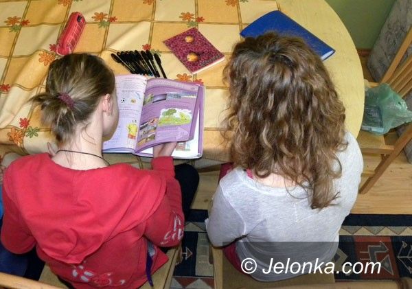 JELENIA GÓRA: Dom Dziecka na językach obcych