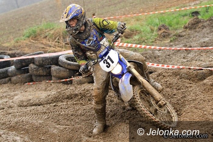 Siedlęcin: Deszcz i błoto podczas XXV Pikniku Cross Country