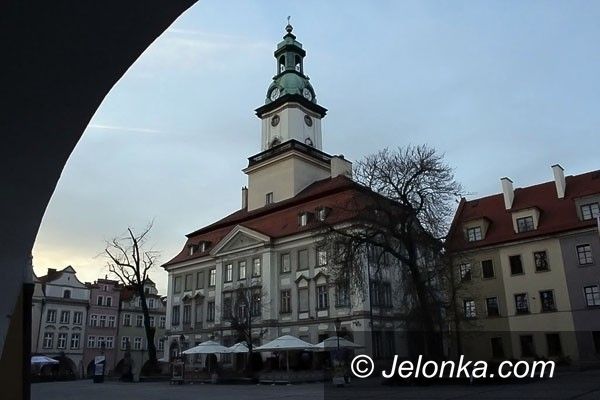 Jelenia Góra: Co z  ciszą nocną w centrum miasta?