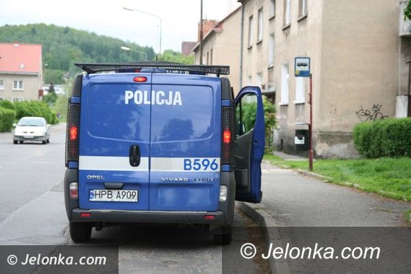 Jelenia Góra: 87–latek przewrócił się w autobusie