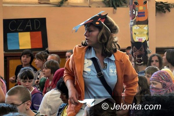 Jelenia Góra: „Ósemka” na rzecz dzieci z Afryki