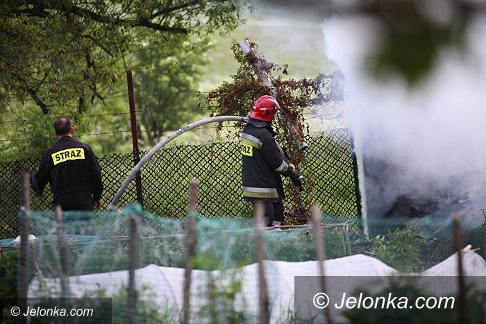Jelenia Góra: Pożar altanki przy Krakowskiej. Czy to podpalenie?