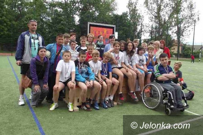 Jelenia Góra: Drugie Igrzyska Lekkoatletyczne w SP 8