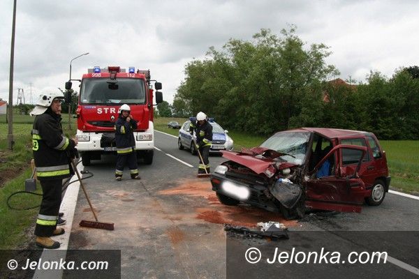 Region: Kierowca tico uderzył w autobus z dziećmi