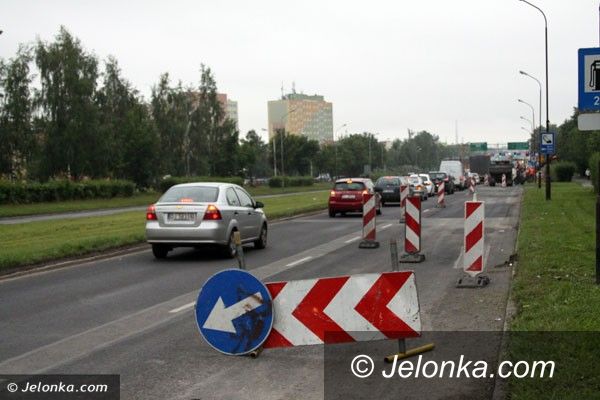Jelenia Góra: Trudny przejazd na al. Jana Pawła II i nie tylko