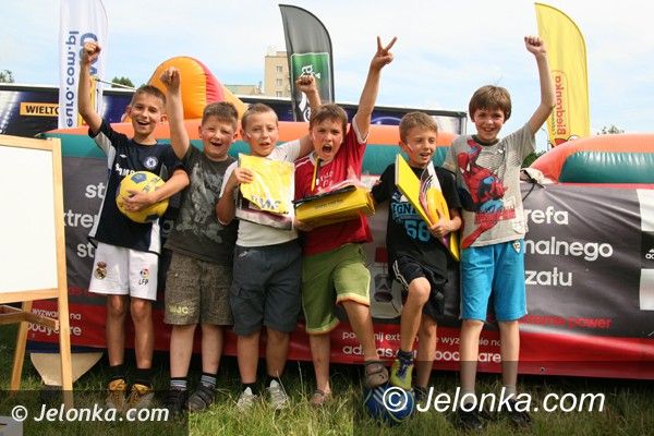 Jelenia Góra: Na Zabobrze zawitała Mobilna Strefa Kibica. Było mnóstwo atrakcji