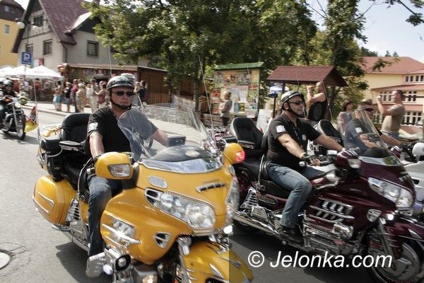 Region: Ci wspaniali mężczyźni, w swych wspaniałych maszynach. Pikinik Harley Dawidson w Karpaczu