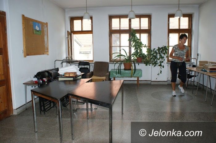 Jelenia Góra: Katolickie gimnazjum potrzebuje wsparcia