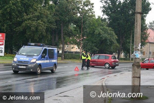 JELENIA GÓRA: Kolizja przy Urzędzie Skarbowym w Jeleniej Górze