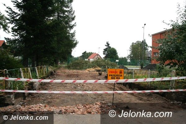 Jelenia Góra-Sobieszów: Nowy plac zabaw w sobieszowskiej Szkole Podstawowej nr 15