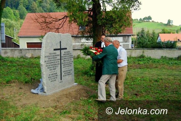 Region: Stanął kamień pamięci dawnych mieszkańców Radomierza