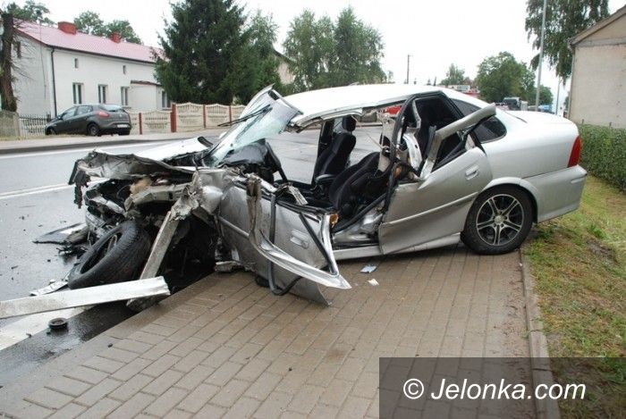 Kraj: Jeleniogórzanie ofiarami wypadku w Skowarczu