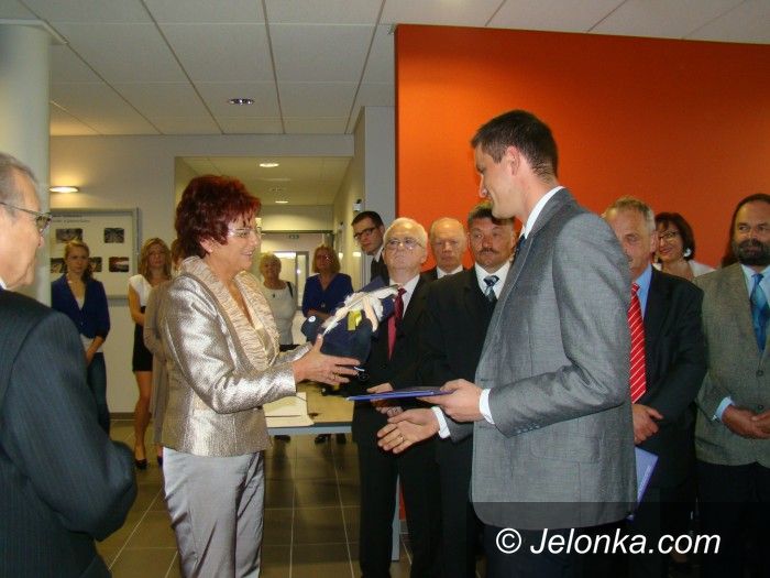 Jelenia Góra: Studenci już mają piękny basen!