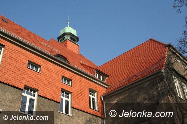Jelenia Góra: Ciepło w szkołach, oszczędności w budżecie