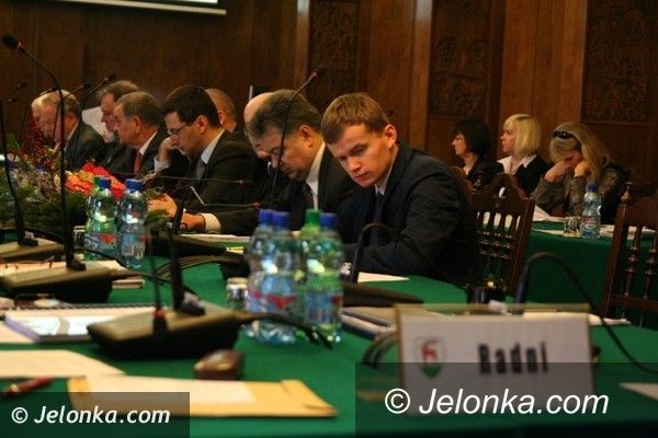 Jelenia Góra: Sesja Rady Miejskiej wielowątkowa – już dzisiaj