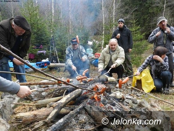 REGION JELENIOGÓRSKI: Pożegnano słońce w Budnikach na 113 dni