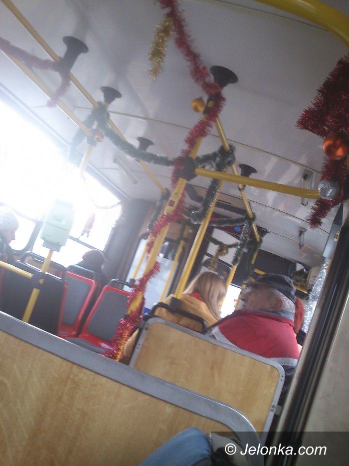 Jelenia Góra: Czytelnicy: mikołajkowy autobus, to świetny pomysł, brawo!