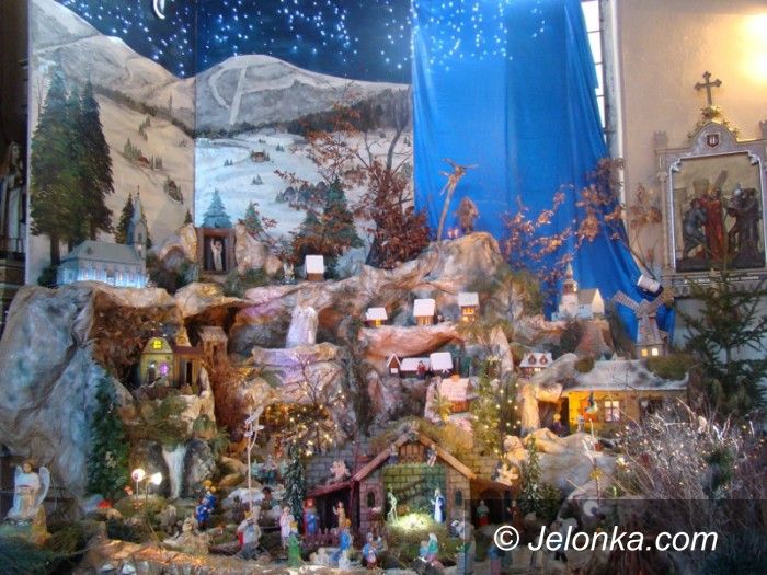 Region: Piękna szopka pod Szrenicą. Warto ją zobaczyć