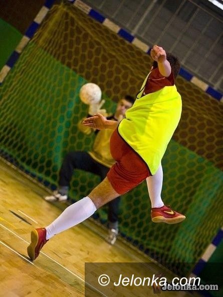 Jelenia Góra: Juniorzy Victorii Świebodzice sięgnęli po Puchar Prezesa KKS–u Jelenia Góra