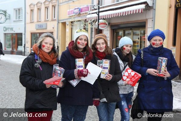 Jelenia Góra: Jeleniogórzanie podarowali na WOŚP ponad 89 tysięcy złotych. Trwają jeszcze licytacje