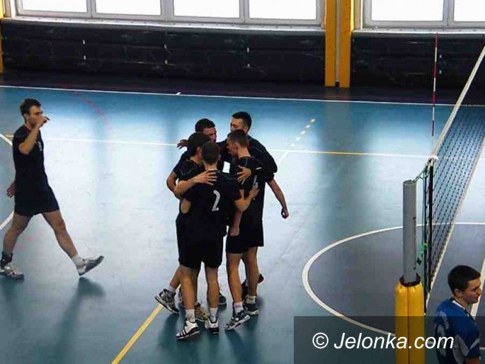 IV-liga siatkarzy: Siatkarze zgodnie z planem