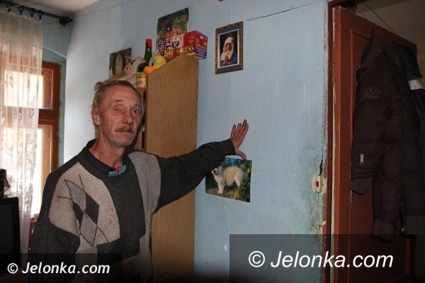 Jelenia Góra: Jeleniogórzanin dług za czynsz odrabia, ale nadal jest pat ze ściankami działowymi