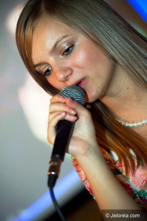 Jelenia Góra: Romantyczne piątki z muzyką na żywo w