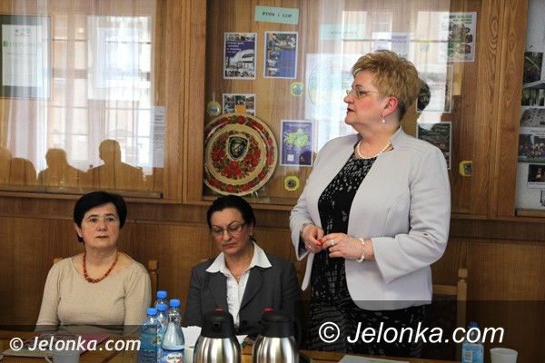 Powiat: Coraz mniej pieniędzy dla niepełnosprawnych w powiecie jeleniogórskim