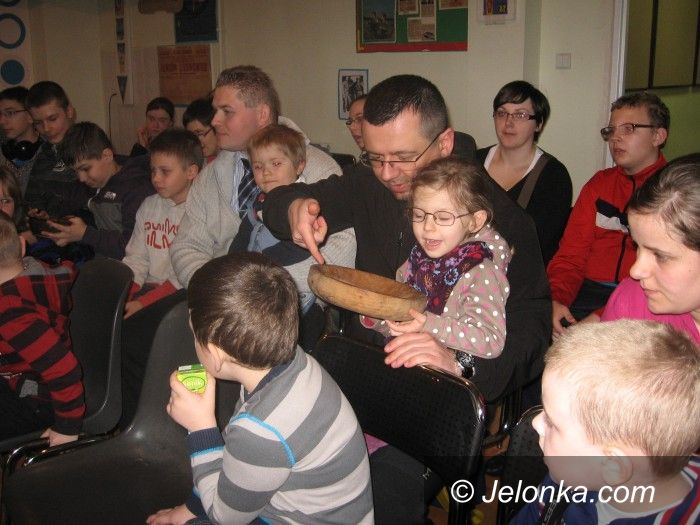 Jelenia Góra: „Dotyk Historii” w Karkonoskim Sejmiku Osób Niepełnosprawnych