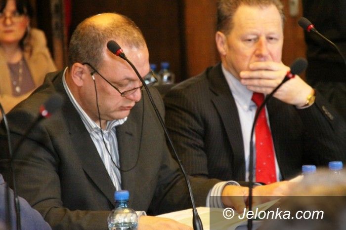 Jelenia Góra: Ustawa śmieciowa – da się ją skutecznie wdrożyć? Bez zmian to wątpliwe!