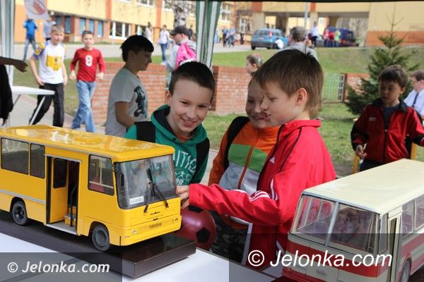 Jelenia Góra: Dzieci w konkursie „Uczę się bezpiecznie żyć”. Nasi dobrze wypadli!